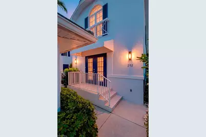 7087 Barrington Cir #202, Naples, FL 34108 - Photo 27