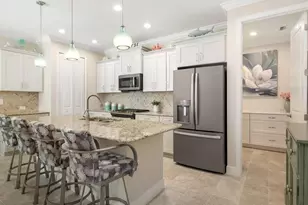 2227 Marquesa Cir, Naples, FL 34112 - Photo 9