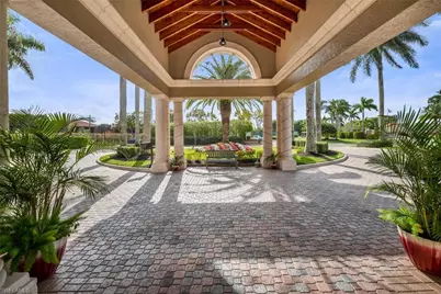 6765 Huntington Lakes Cir #201, Naples, FL 34119 - Photo 23
