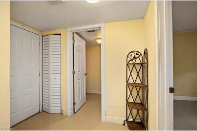 4300 Gulfstream Dr #1B, Naples, FL 34112 - Photo 13