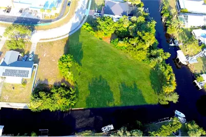 941 Iris Dr, North Fort Myers, FL 33903 - Photo 21