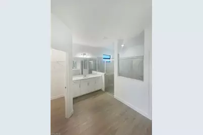 19421 Hinkley Dr, Estero, FL 33928 - Photo 7