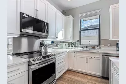 828 100th Ave N, Naples, FL 34108 - Photo 15