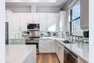 828 100th Ave N, Naples, FL 34108 - Photo 17