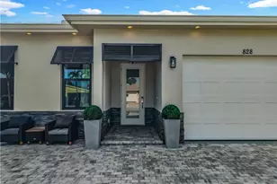 828 100th Ave N, Naples, FL 34108 - Photo 3