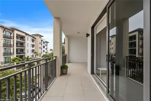 1030 3rd Ave S, Naples, FL 34102 - Photo 15