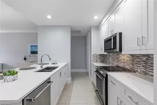 1030 3rd Ave S, Naples, FL 34102 - Photo 9