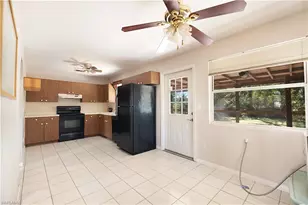 2910 6th Ave SE, Naples, FL 34117 - Photo 5