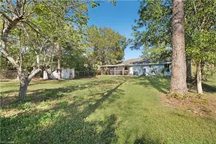 2910 6th Ave SE, Naples, FL 34117 - Photo 11