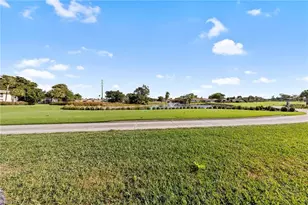 105 Penny Ln, Naples, FL 34112 - Photo 33