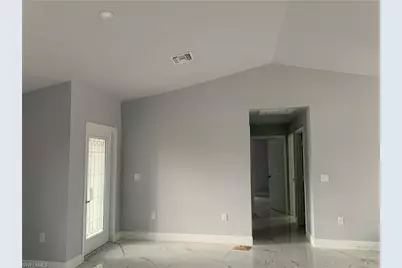 3211 43 St SW, Lehigh Acres, FL 33976 - Photo 9