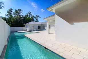 6184 Whitaker Rd, Naples, FL 34112 - Photo 7