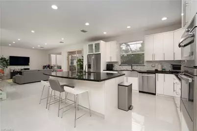 8271 Laurel Lakes Way, Naples, FL 34119 - Photo 7