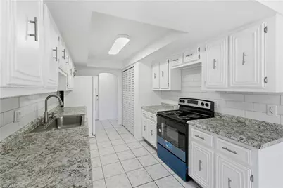 808 SE 32nd Ter, Cape Coral, FL 33904 - Photo 15