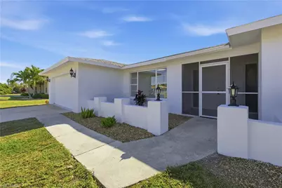 808 SE 32nd Ter, Cape Coral, FL 33904 - Photo 5