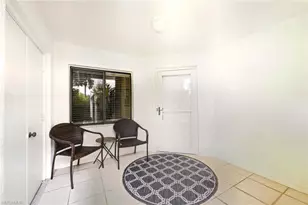 583 Beachwalk Cir, Naples, FL 34108 - Photo 17