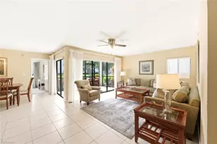 583 Beachwalk Cir, Naples, FL 34108 - Photo 3