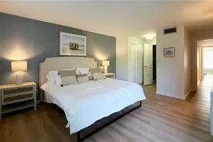 208 Bobolink Way, Naples, FL 34105 - Photo 13