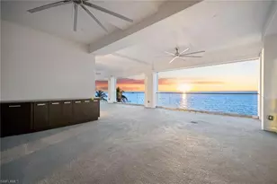 26 2nd Ave S, Naples, FL 34102 - Photo 9