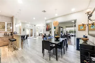 11481 Kestrel Ct, Naples, FL 34119 - Photo 9