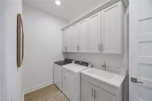 8761 Yucatan Ct, Naples, FL 34112 - Photo 27