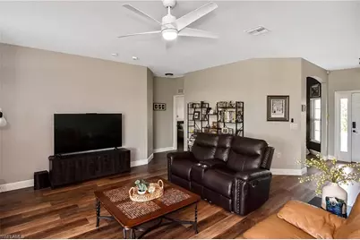 42 NE 29th St, Cape Coral, FL 33909 - Photo 43