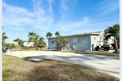 276 Bass Ln, Naples, FL 34114 - Photo 11
