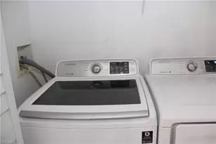 1265 Wildwood Lakes Blvd, Naples, FL 34104 - Photo 17