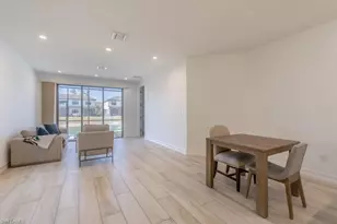 7565 Carnegie Way, Naples, FL 34119 - Photo 13