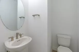 7565 Carnegie Way, Naples, FL 34119 - Photo 5