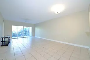 7811 Regal Heron Cir, Naples, FL 34104 - Photo 3