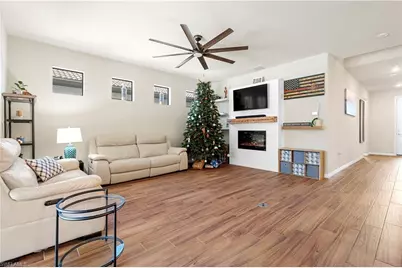 3944 Black Eagle Ln, Fort Myers, FL 33966 - Photo 5