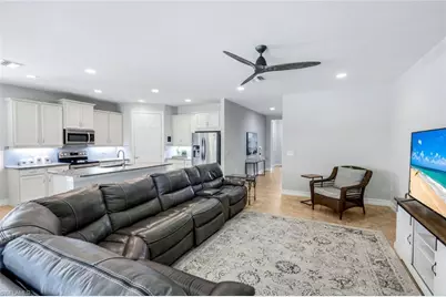 14639 Topsail Dr, Naples, FL 34114 - Photo 9