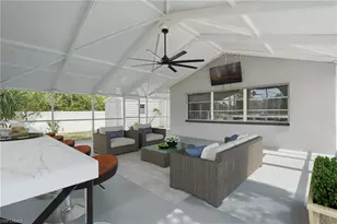 426 Chestnut Ave NW, Port Charlotte, FL 33952 - Photo 23