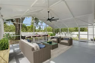 426 Chestnut Ave NW, Port Charlotte, FL 33952 - Photo 25