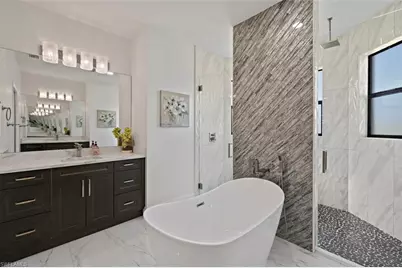 901 NW 33rd Pl, Cape Coral, FL 33993 - Photo 37