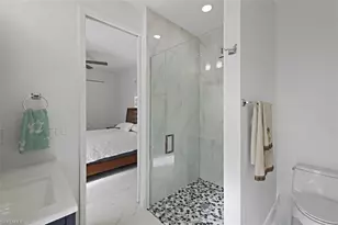 901 NW 33rd Pl, Cape Coral, FL 33993 - Photo 31