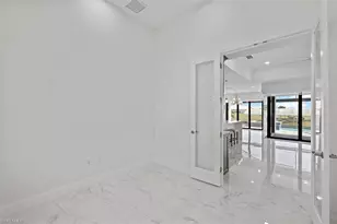 901 NW 33rd Pl, Cape Coral, FL 33993 - Photo 25