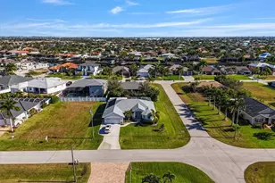 2717 SW 29th Pl, Cape Coral, FL 33914 - Photo 41