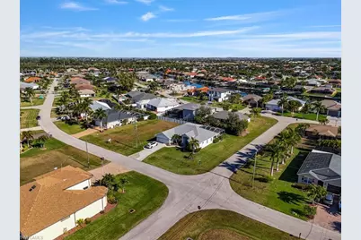 2717 SW 29th Pl, Cape Coral, FL 33914 - Photo 43