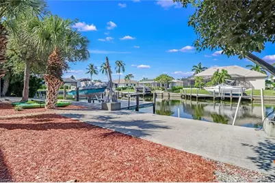 324 Waterleaf Ct, Marco Island, FL 34145 - Photo 25
