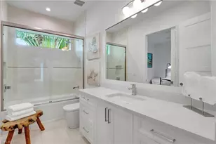 2120 Curtis St, Naples, FL 34112 - Photo 17