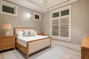 225 4th Ave N, Naples, FL 34102 - Photo 35