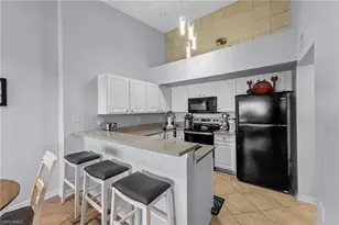 4135 Residence Drive, Fort Myers, FL 33901 - Photo 11