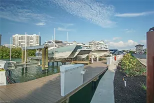 435 Dockside Dr, Naples, FL 34110 - Photo 31