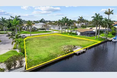 1939 SE 37th Ter, Cape Coral, FL 33904 - Photo 1