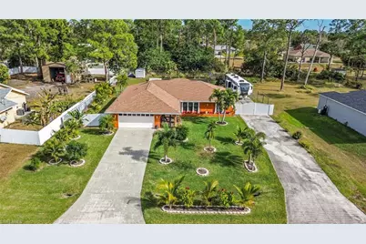 516 Lincoln Ave, Lehigh Acres, FL 33972 - Photo 1