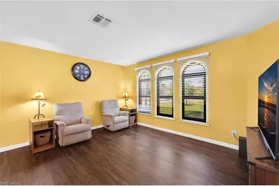 516 Lincoln Ave, Lehigh Acres, FL 33972 - Photo 7