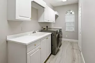 5410 Mahogany Ridge Dr, Naples, FL 34119 - Photo 33