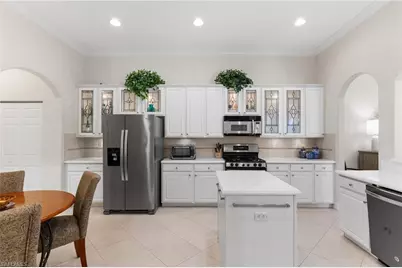 1620 Cayman Ct #4, Naples, FL 34119 - Photo 11